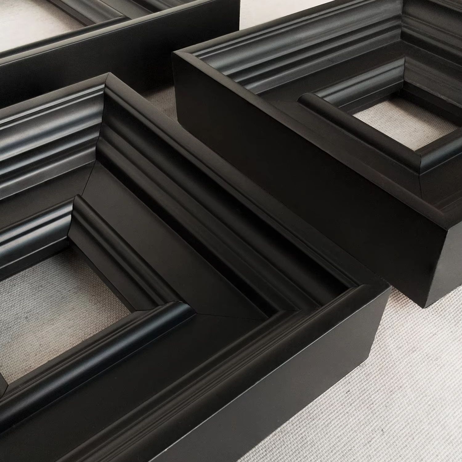 إطار صور خشبي أسود عصري بتصميم - مراجعة Picture Frame وسعره