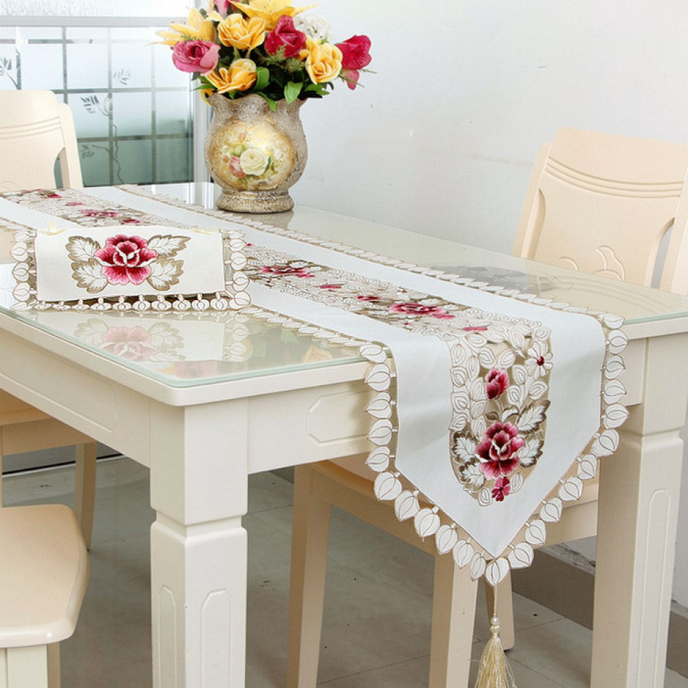 مفرش طاولة مطرز بنقوش زهرية عت - مراجعة Table Runner وسعره